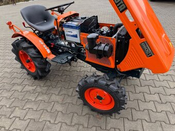 malotraktor Kubota B6001 3válec 4x4 - 12