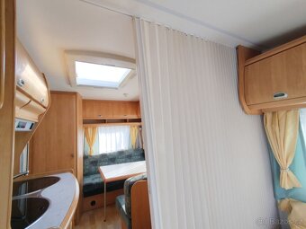 HOBBY 400SF č.740 pro 4. 1150 kg. Bojler. 100km/h. Rok 2002 - 12