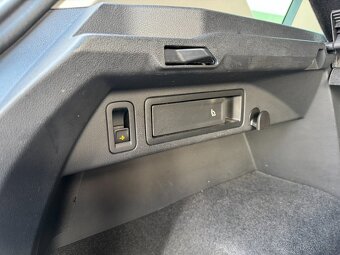 VW Tiguan 4Motion 2.0TDI 140kW 4x4 DSG R-Line Panorama Tažné - 12