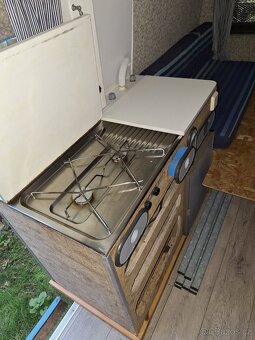 Obytný vůz Volkswagen LT28 Westfalia original - 12
