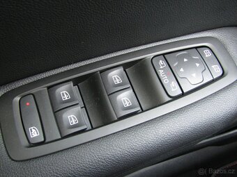 Renault Mégane IV 1,3 TCe 116 kW/160k EDC R.S. Line - 12