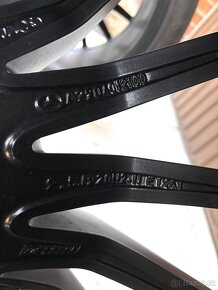 Letní sada Alu Kola Černý mat Mercedes R20 5x112 Originál - 12