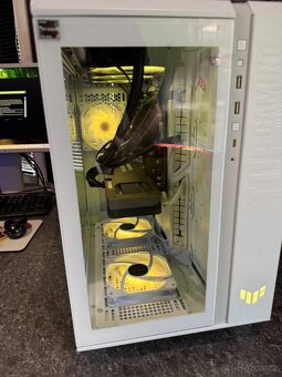 Herný počítač Ryzen 5 7500F / 32GB RAM / RTX 4060 / 512G SSD - 12