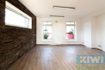 Prodej, rodinný dům 300 m2, pozemek 831 m2, Šenov - 12