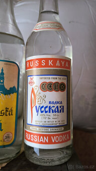 Alkohol - vodka, griotte - starý, archivní, retro alk. - 12