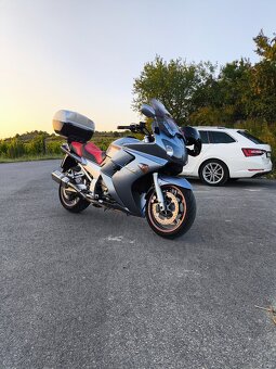 Yamaha Fjr 1300 - 12