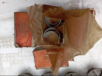 Originální nové díly z vojenského depozitu klika vačka válce - 12