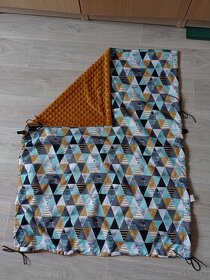 Deka nepadací na kočárek - 12