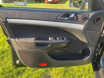 Škoda Octavia 2 Combi Facelift 1.6 77kw 4x4 - 12
