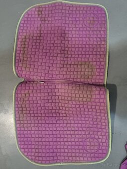 Prodám jezdecký pad a drezurní podsedlovou dečku s čabrakou - 12