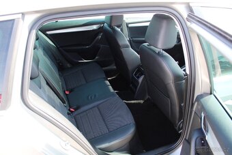 Škoda Octavia rv:2013 2.0TDI XENON KUŽE NAVI ALU - 12