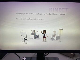 Xbox 360 + kinect + 10 her - 12