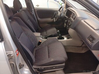 Nissan Primera combi - 12