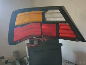 Becker radio-funkční 7000kč W124 pp svetlo H4+H3 hella - 12