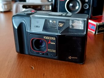 FOTO konvolut - fotoaparáty, blesky aj. - 12