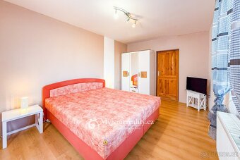 Prodej, rodinný dům, 550 m2 - Jaroslavice, ev.č. LU2502 - 12