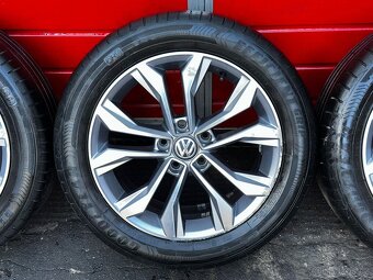 Original ALU kola VW Soho 17" 7J ET40 letní pneu 215/55/R17 - 12