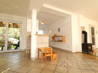 Žamberk-Moderní Rodinný Dům s Vilovým Efektem - 12