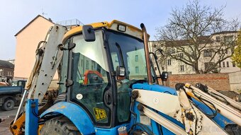 JCB 3CX 4X4 - 12