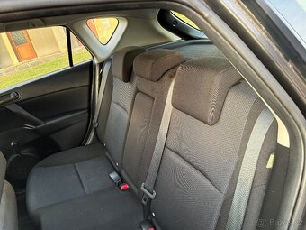 Mazda 3 1.6i 77kw rv.2010 pěkný stav - 12