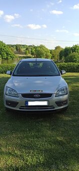 Ford Focus Ghia 2.0. TDCI 98 kW - 12