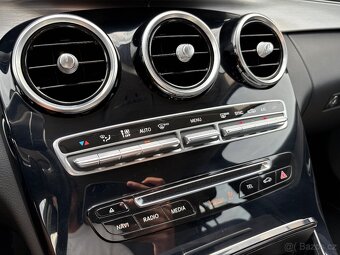 MERCEDES-BENZ C180 CGI //2016 7G NAVIGACE TAŽNÉ SERVISKA - 12