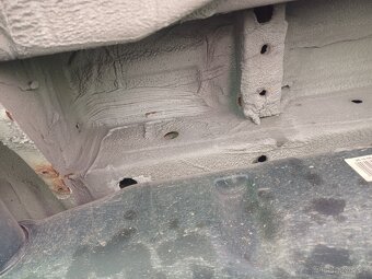 Mercedes-Benz Sprinter - 12