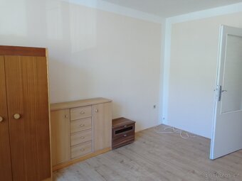 Být k pronájmu 2+1 v rodinném domu Němčičky ok.Breclav - 12