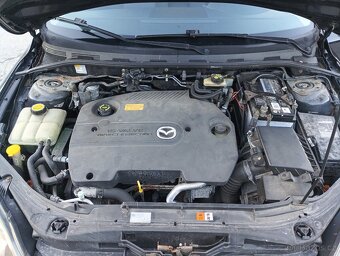 Mazda 3 2.0dti 105 kw 6 rychlosti max výbava - 12