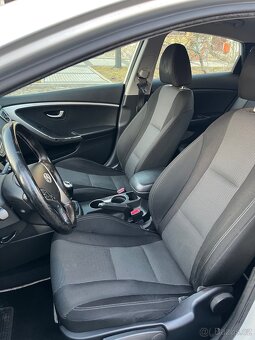 Hyundai i30,1.4 klima - 12