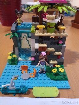 Prodám Lego friends 4 sady. - 12