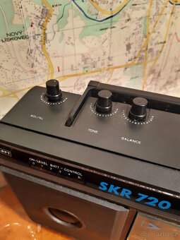 Radiomagnetofon RFT SKR720 z roku 1988 - 12