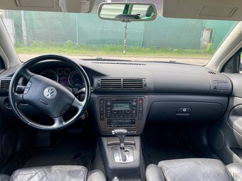 Volkswagen Passat - 12