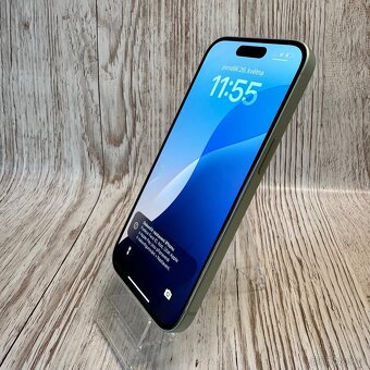 iPhone 15 128GB, zelený (12 měsíců záruka) - 12