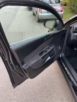 VW Passat b6 1.9 tdi 77kw STK do 06/27 - 12
