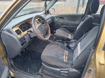 Suzuki Grand Vitara 2.0, 4x4 - 12