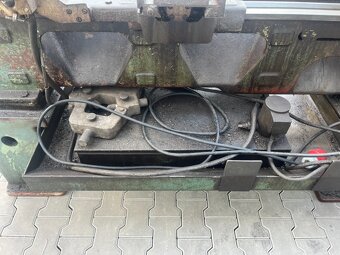 162. Hrotový soustruh SN 50B/1000 - 12