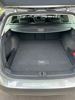 Volkswagen Passat Variant - 12