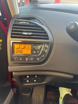 Citroën C4 Grand Picasso Exclusive  7 místný  Automat - 12