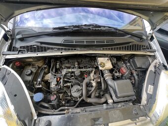 Citroen Xsara Picasso 2.0HDI,130xxx km,1.majitel,prav. servi - 12