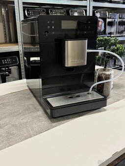 Kávovar Miele CM5300 - 12