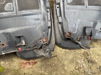 Saab 9-5NG díly různe napravnice těhlice aero, zastěrky - 12