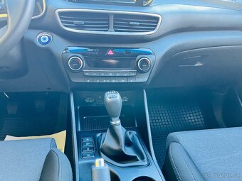 HYUNDAI TUCSON 1.6 CRDi 4x4 6 RYCHLOSTÍ VYHŘEV PUVOD ČR - 12