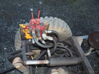 Malotraktor podvozek hydraulika čelní radlice možnost dovozu - 12