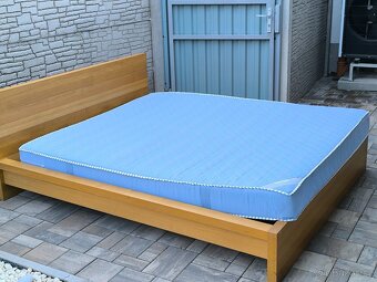 Prodám manželskou postel + Matrací 160cm x 200cm - 12