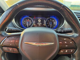 Chrysler Pacifica 2019 verze S. Panorama, 360kam. tažné - 12