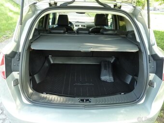 Ford Kuga 2.0 TDCi 4x4 TITANIUM-Xenony-Panorama - 12