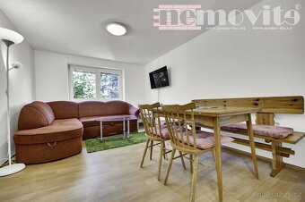 Exkluzivně nabízíme rodinný dům vhodný k podnikání - Mladé B - 12