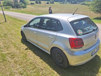 VW POLO 1,4 benzin rok 2012 - 12