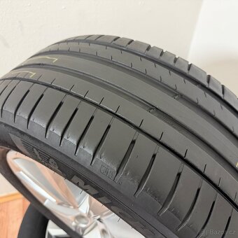 VW TOUAREG II 5x130 R18 ET53+LETNÍ 255/55R18 5/4mm - 12